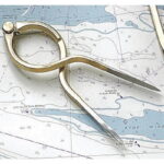 Brass one-handed divider 17cm - Image 1